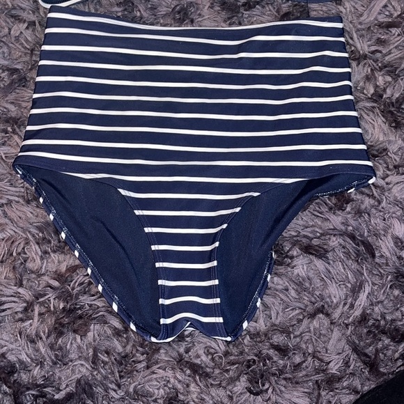 Aerie Navy Push-up Swimsuit high waisted bottoms size s/p. 36B - Picture 2 of 9